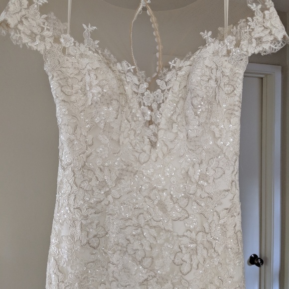 Eddy K. Corsica Ivory wedding dress - size 4 - Picture 1 of 8